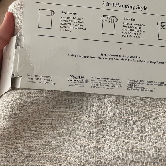 New black out curtain - Picture 4 of 4